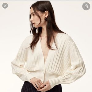 Aritzia Thais Cardigan. Size Medium. Color Oak